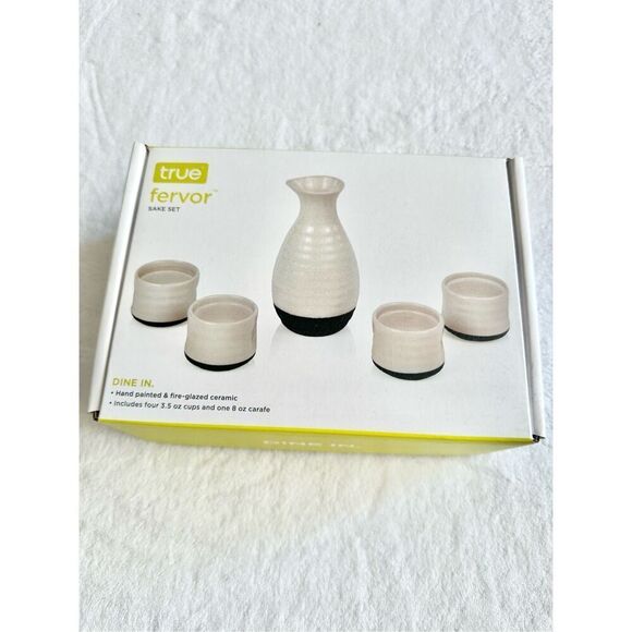 True Fervor Ceramic Sake Set Includes Four 3.5 oz Small Cups & One 8 oz Carafe - Picture 7 of 8